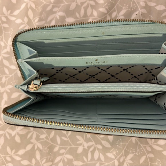 Set of 3 Kate Spade Wallets - Picture 4 of 7